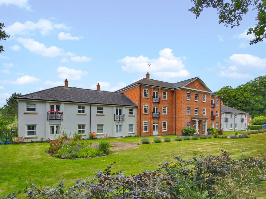 2 bedroom Flat for Sale Ampthill, Bedfordshire