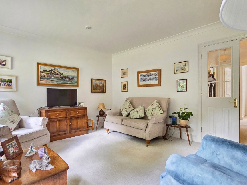 2 bedroom Flat for Sale Ampthill, Bedfordshire
