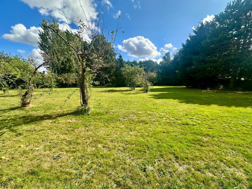 4 bedroom House for Letting London Road, Biggleswade, Bedfordshire