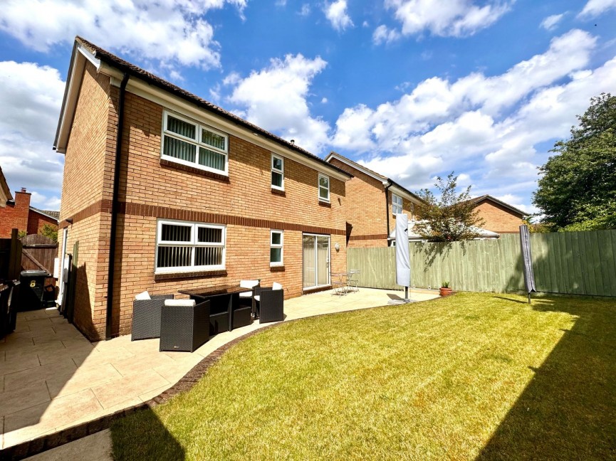 3 bedroom House for Sale Rivett Close, Baldock, Hertfordshire