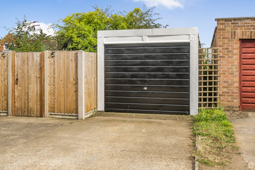 Station Road, Lower Stondon, Bedfordshire