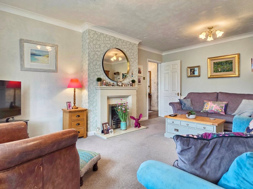 3 bedroom Bungalow for Sale Ampthill, Bedfordshire