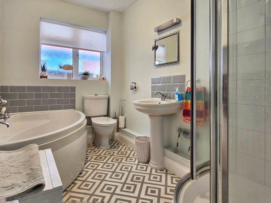 3 bedroom Bungalow for Sale Ampthill, Bedfordshire