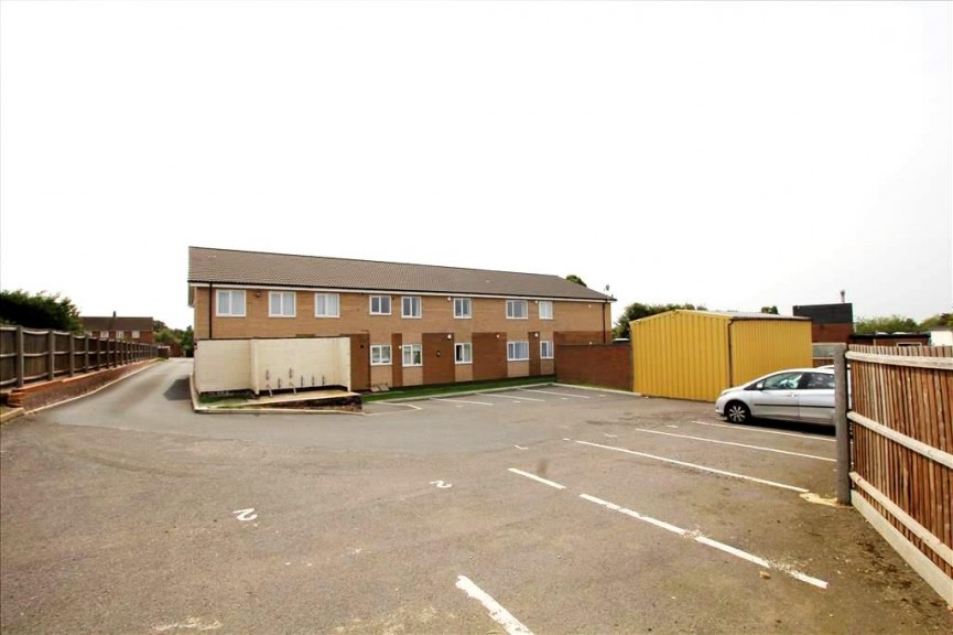 2 bedroom Flat for Letting Kitelands Road, Biggleswade, Bedfordshire