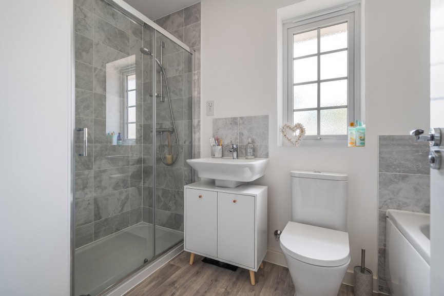 4 bedroom House for Sale Tiger Moth Way, Lower Stondon, Bedfordshire