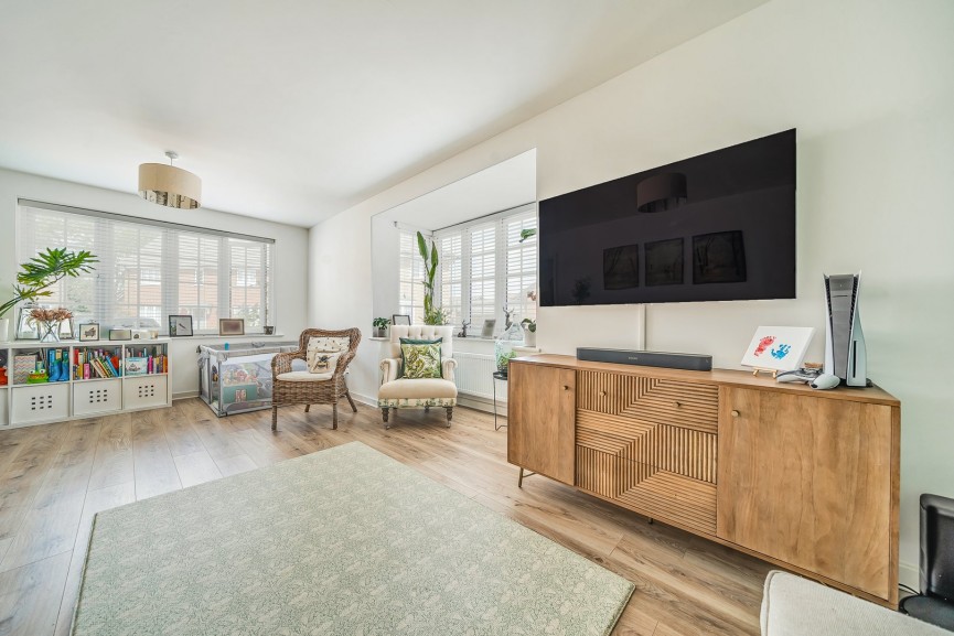 4 bedroom House for Sale Tiger Moth Way, Lower Stondon, Bedfordshire