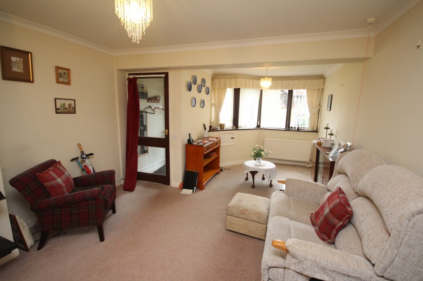 2 bedroom Flat for Sale Norton Road, Letchworth Garden City, Hertfordshire