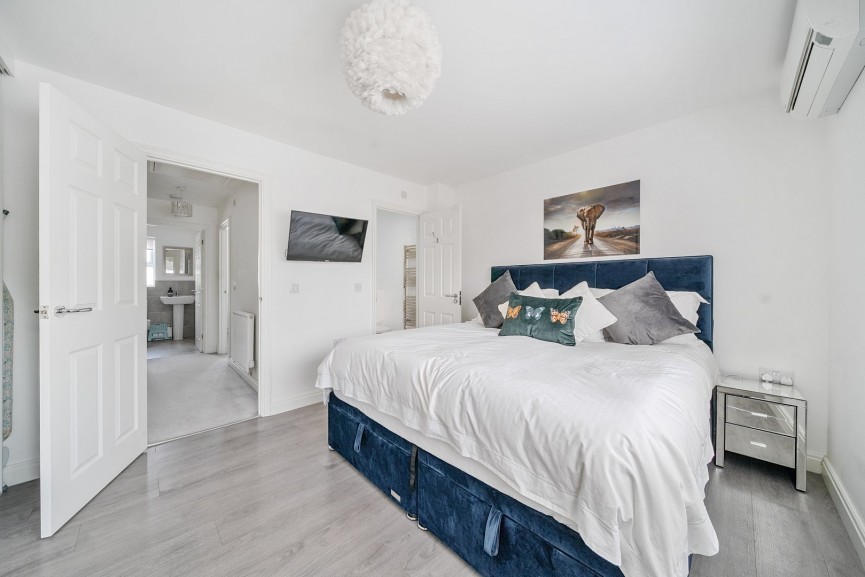 2 bedroom House for Sale Back Lane, Shefford, Bedfordshire