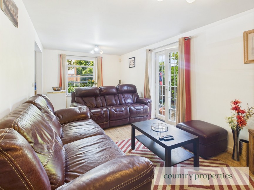 2 bedroom Flat for Sale Merrifield Court, Welwyn Garden City, Hertfordshire