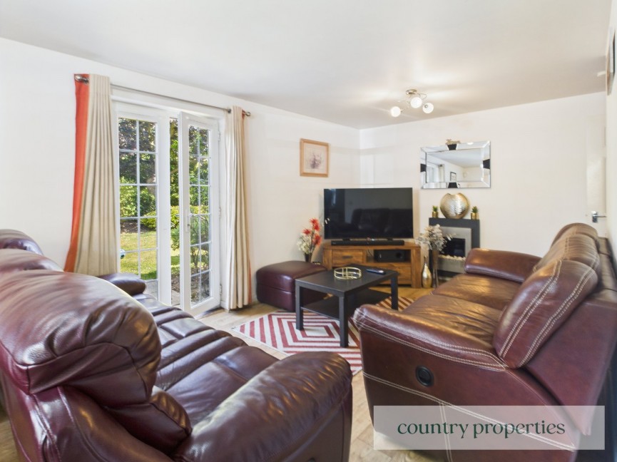 2 bedroom Flat for Sale Merrifield Court, Welwyn Garden City, Hertfordshire