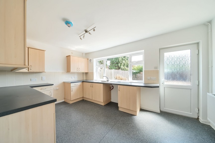 2 bedroom House for Sale Harvey Close, Upper Caldecote, Bedfordshire