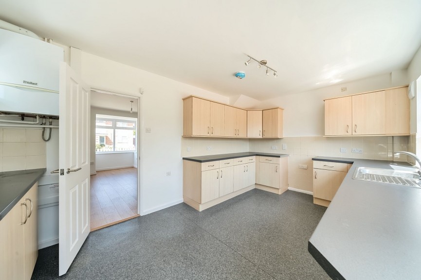 2 bedroom House for Sale Harvey Close, Upper Caldecote, Bedfordshire