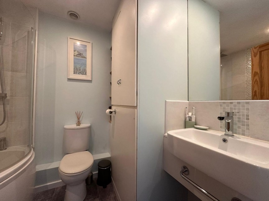 2 bedroom House for Sale Iredale View, BALDOCK, Hertfordshire