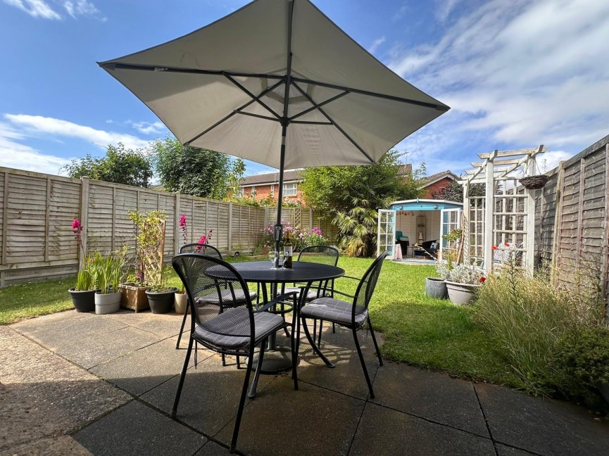 2 bedroom House for Sale Iredale View, BALDOCK, Hertfordshire