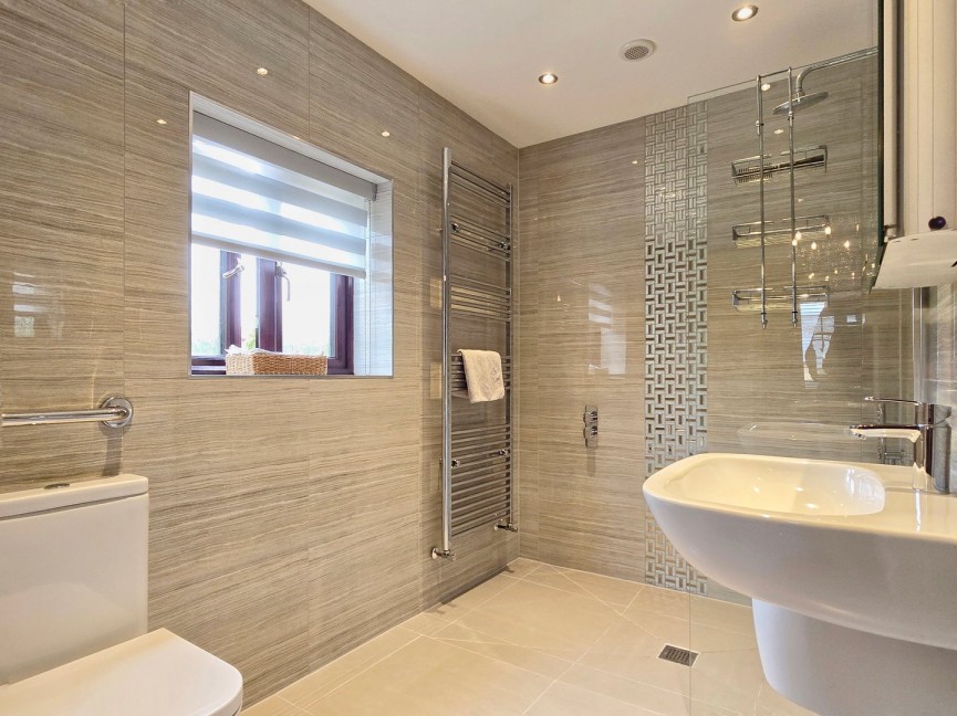 4 bedroom Bungalow for Sale Silsoe, Bedfordshire