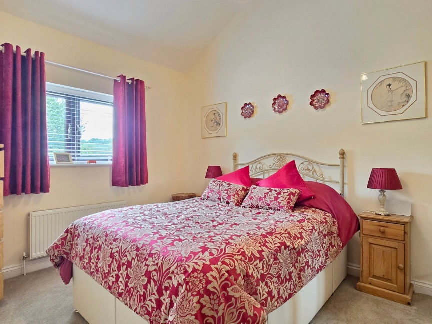 4 bedroom Bungalow for Sale Silsoe, Bedfordshire