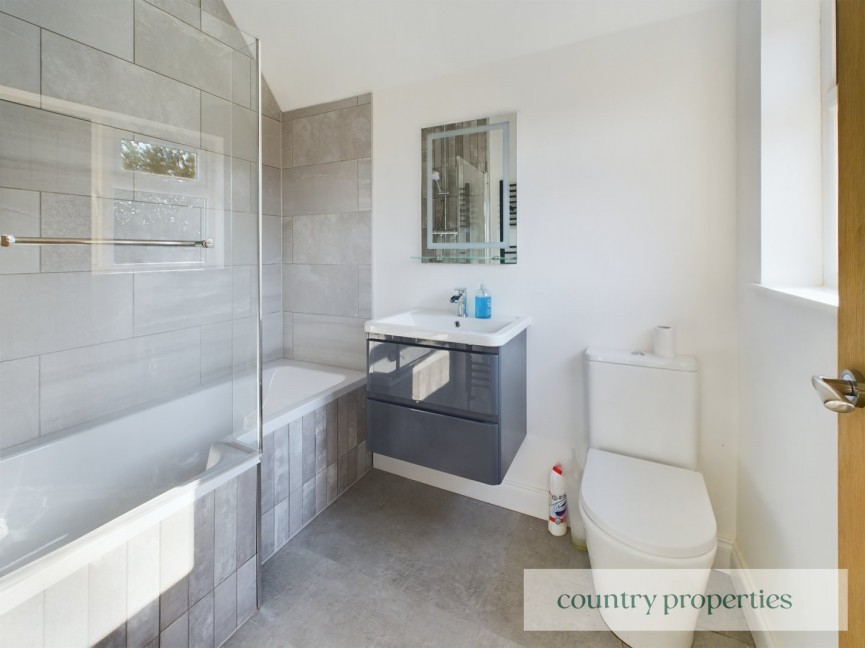 4 bedroom House for Sale London Road, Baldock, Hertfordshire