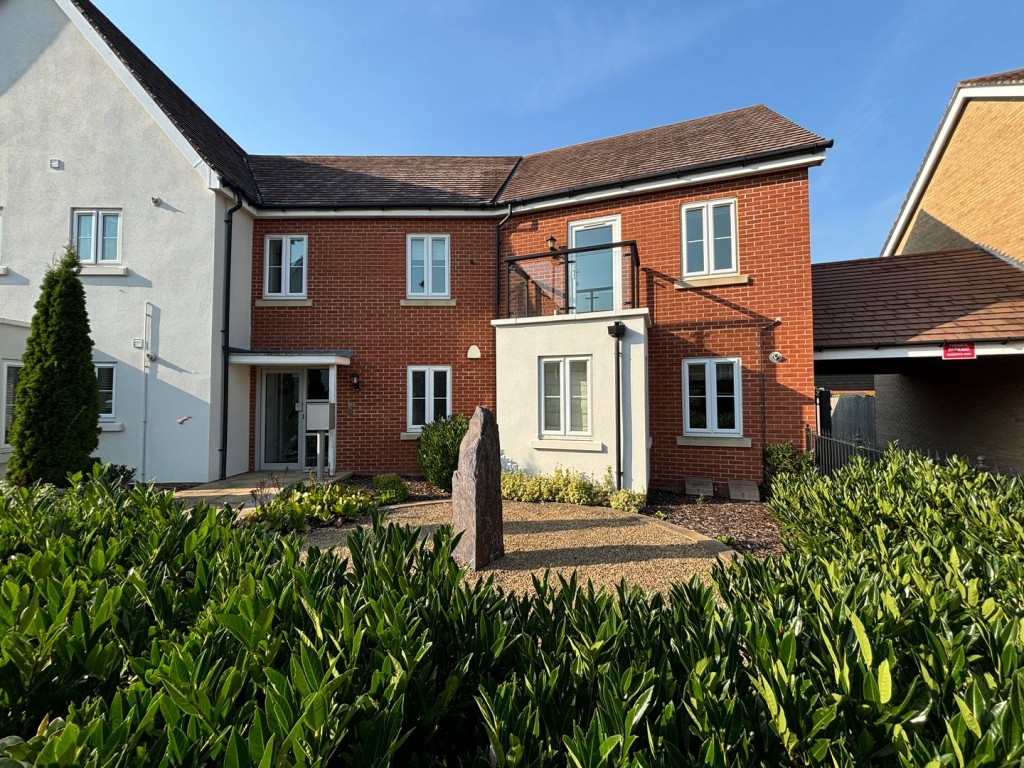 Saturn Way, Biggleswade, Bedfordshire