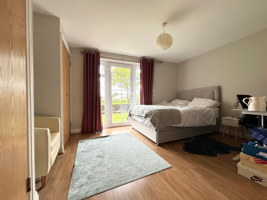 Newland Gardens, Hertford