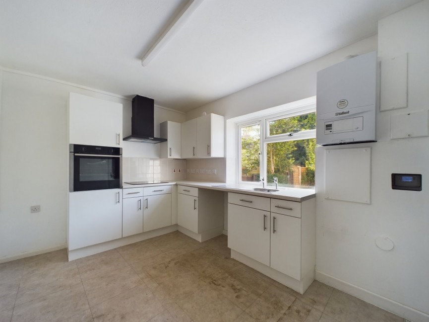 3 bedroom House for Sale Wedmore Road, Hitchin, Hertfordshire