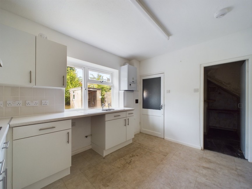 3 bedroom House for Sale Wedmore Road, Hitchin, Hertfordshire