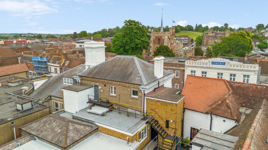 3 bedroom Flat for Sale High Street, Hitchin, Hertfordshire
