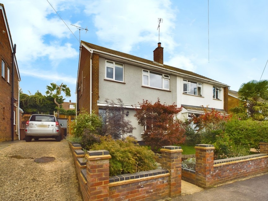 Lindsay Avenue, Hitchin, Hertfordshire