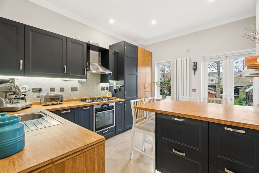 2 bedroom House for Sale Florence Street, Hitchin, Hertfordshire