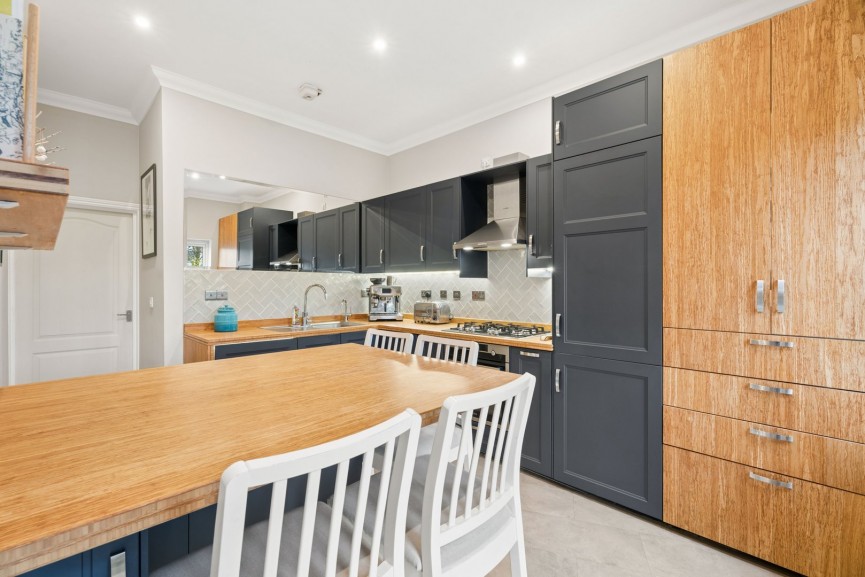 2 bedroom House for Sale Florence Street, Hitchin, Hertfordshire