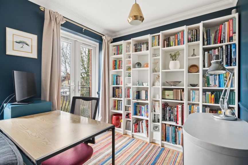 2 bedroom House for Sale Florence Street, Hitchin, Hertfordshire