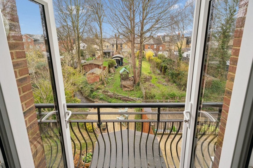 2 bedroom House for Sale Florence Street, Hitchin, Hertfordshire