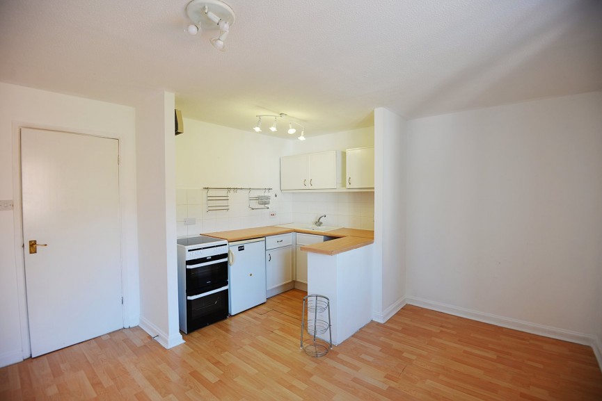 1 bedroom Flat for Letting High Street, Shefford, Bedfordshire