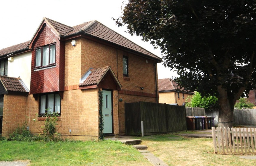 2 bedroom House for Sale Horace Gay Gardens, Letchworth Garden City, Hertfordshire
