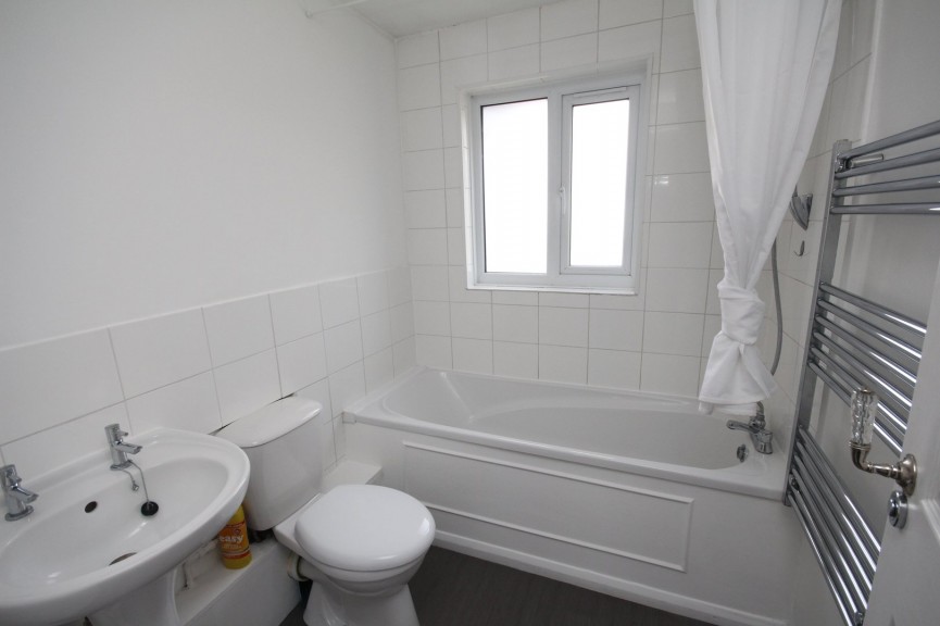 2 bedroom House for Sale Horace Gay Gardens, Letchworth Garden City, Hertfordshire