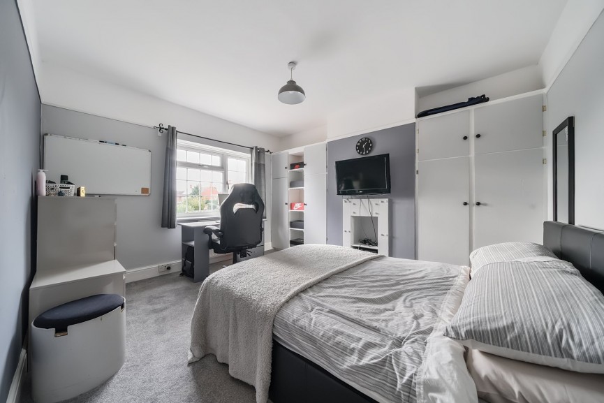 3 bedroom House for Sale Manor Place, Upper Caldecote, Bedfordshire