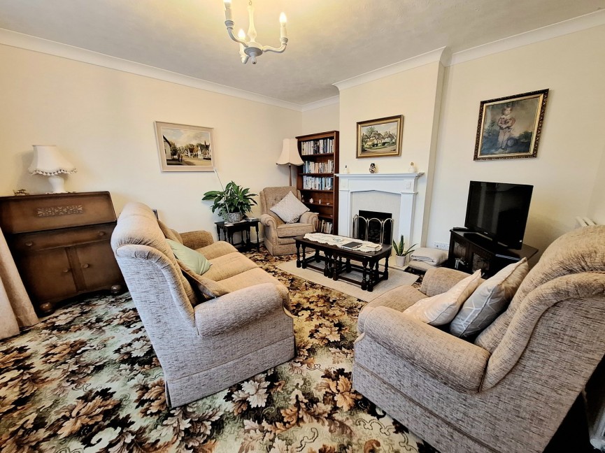 3 bedroom House for Sale Stratton Way, Biggleswade, Bedfordshire