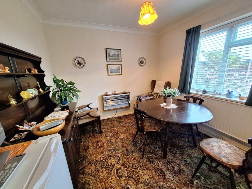 3 bedroom House for Sale Stratton Way, Biggleswade, Bedfordshire