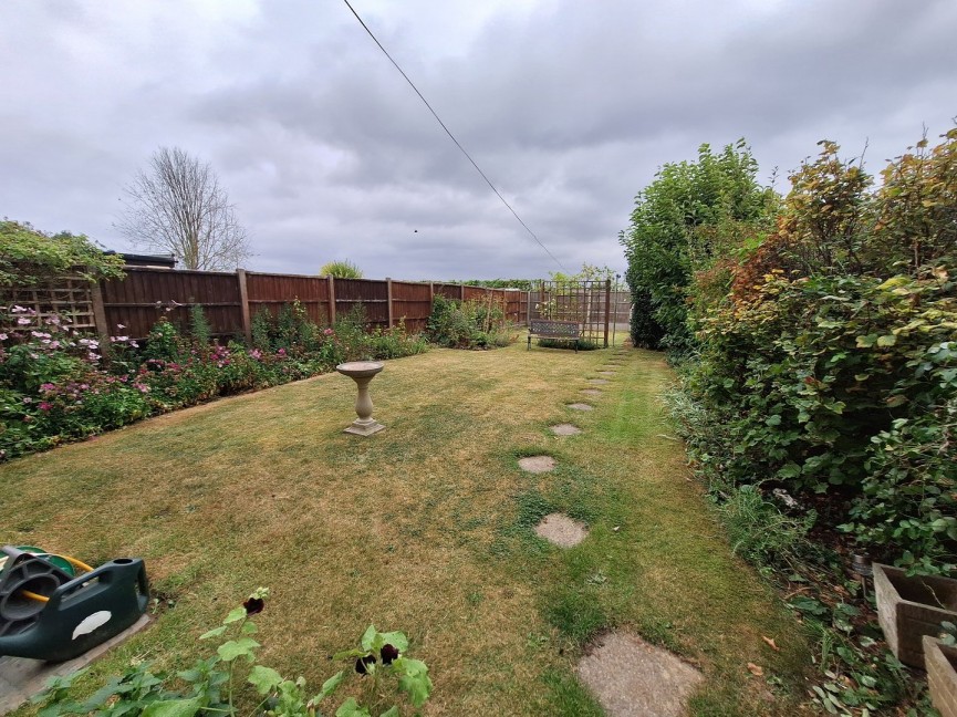 3 bedroom House for Sale Stratton Way, Biggleswade, Bedfordshire