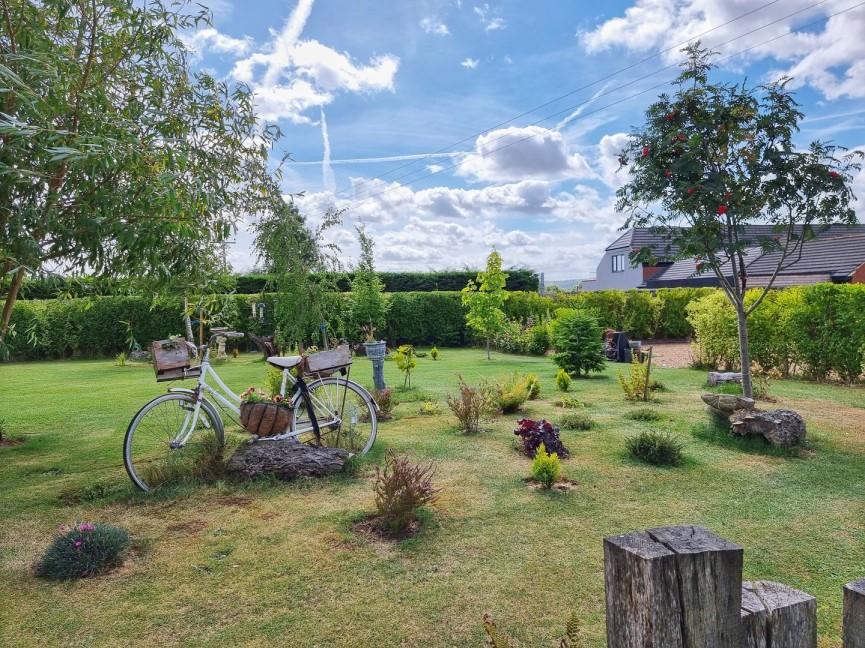 2 bedroom House for Sale Silsoe, Bedfordshire