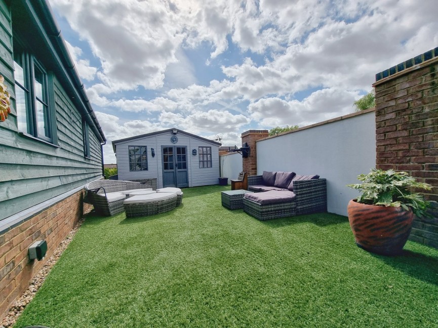 2 bedroom House for Sale Silsoe, Bedfordshire