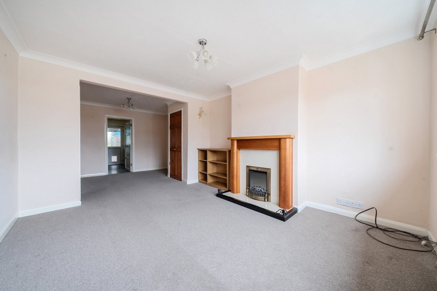 3 bedroom Bungalow for Sale Vespers Close, Luton, Bedfordshire