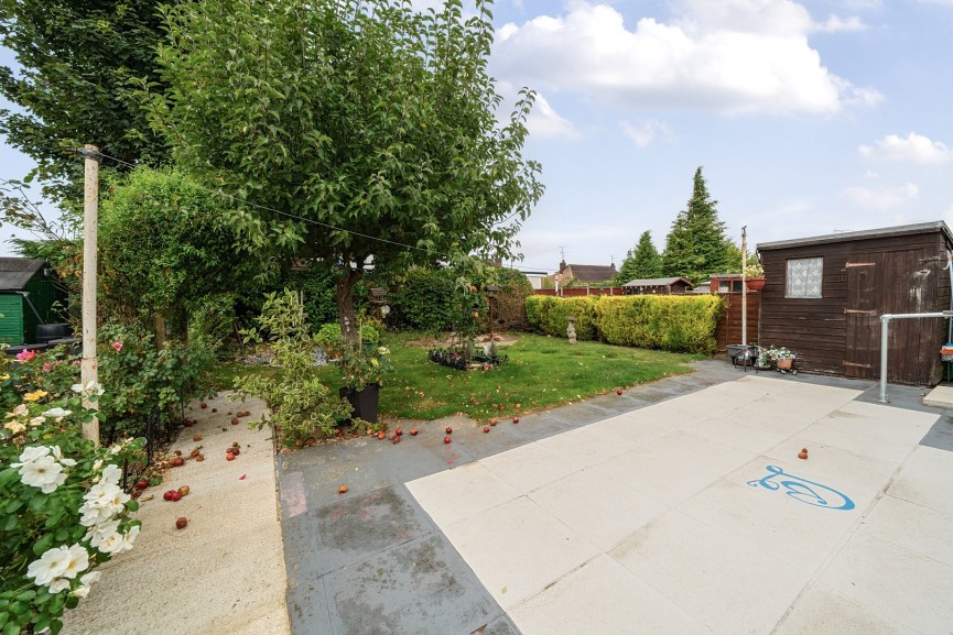3 bedroom Bungalow for Sale Vespers Close, Luton, Bedfordshire