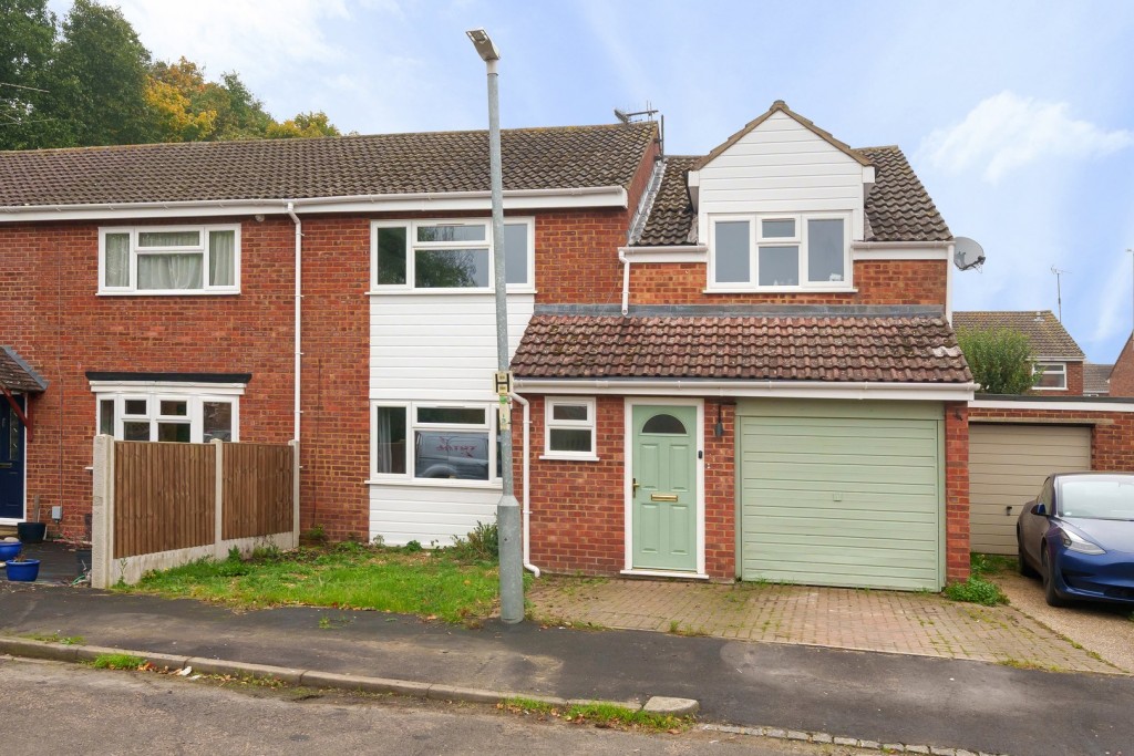 Pilgrims Close, Harlington, Bedfordshire