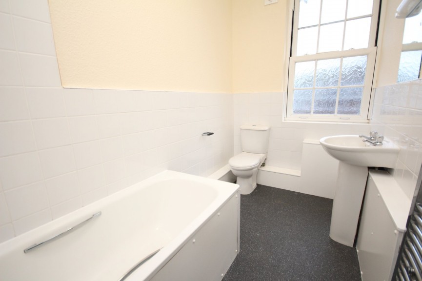 1 bedroom Flat for Letting Station Road, Letchworth Garden City, Hertfordshire