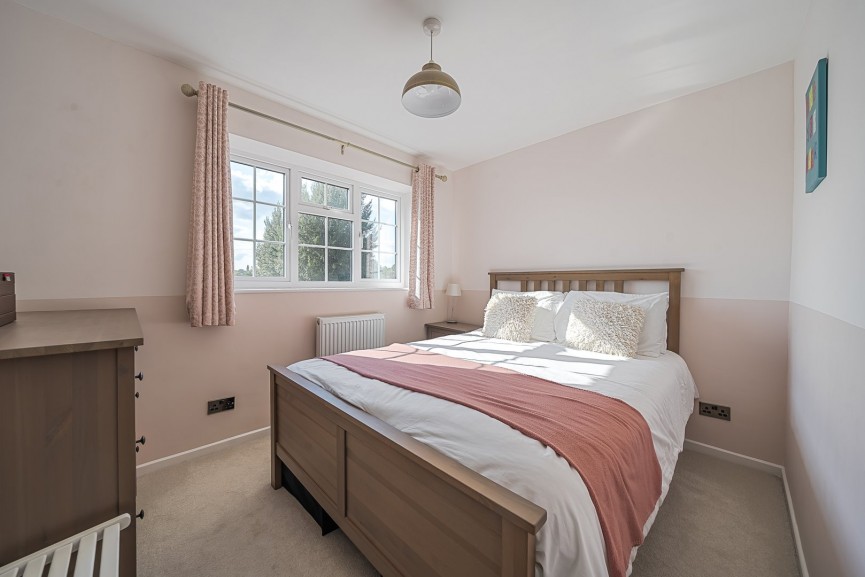 Lakes Close, Langford, Bedfordshire