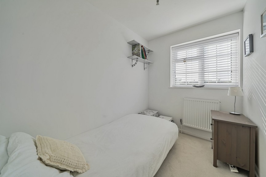 Lakes Close, Langford, Bedfordshire