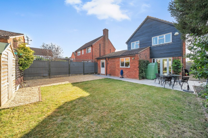Lakes Close, Langford, Bedfordshire