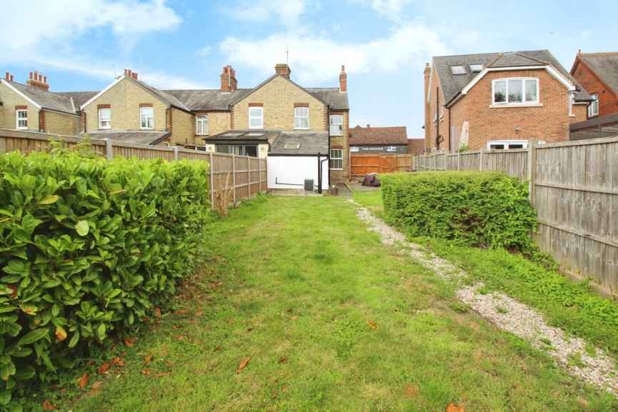 2 bedroom House for Sale Cambridge Road, Hitchin, Hertfordshire