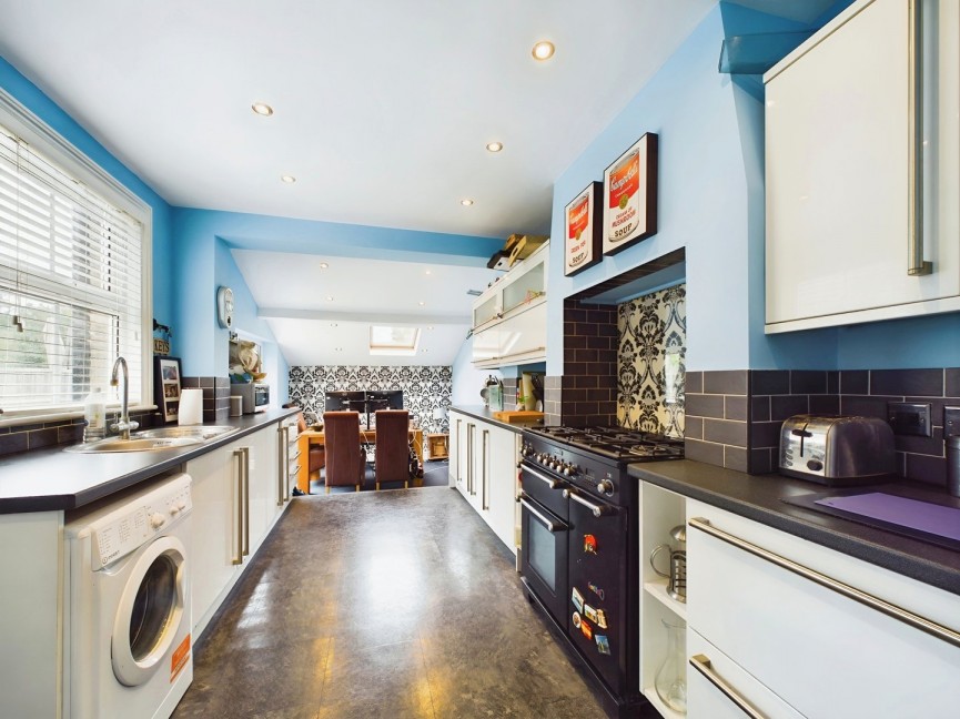 2 bedroom House for Sale Cambridge Road, Hitchin, Hertfordshire