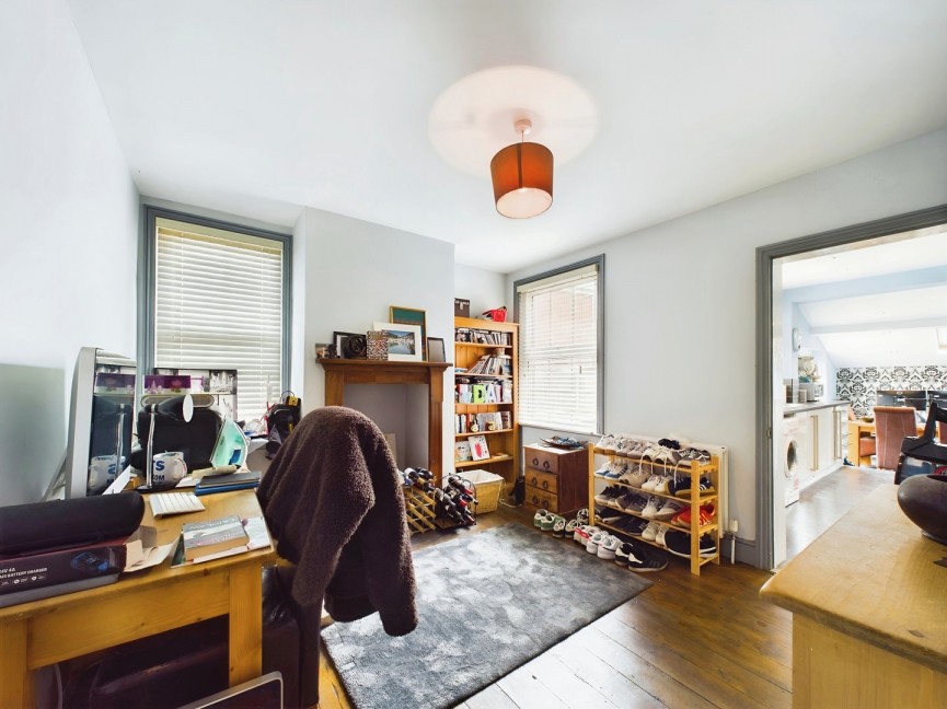 2 bedroom House for Sale Cambridge Road, Hitchin, Hertfordshire